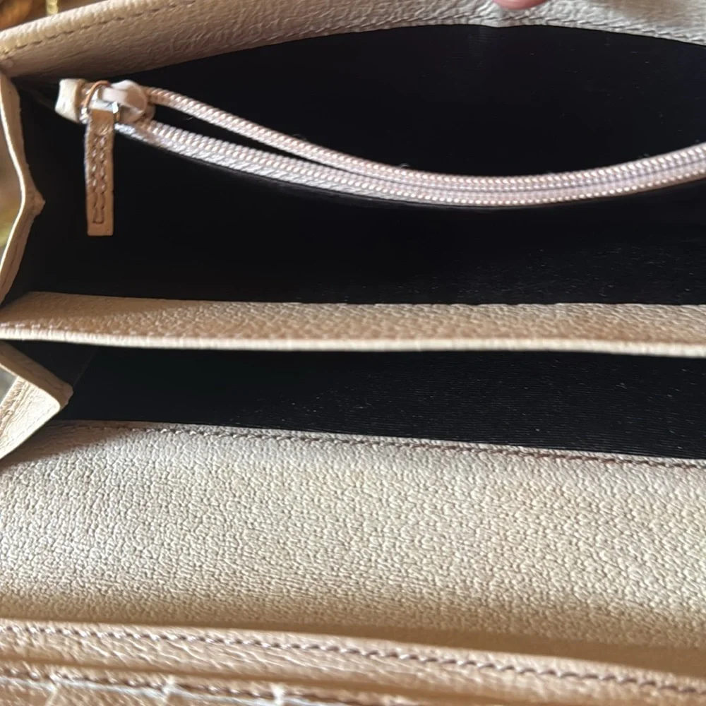 100% Authentic Gucci Beige Brown GG Supreme Wallet - Picture 7 of 13